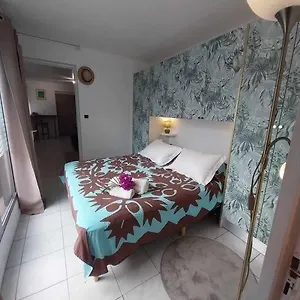  Apartment Leili -